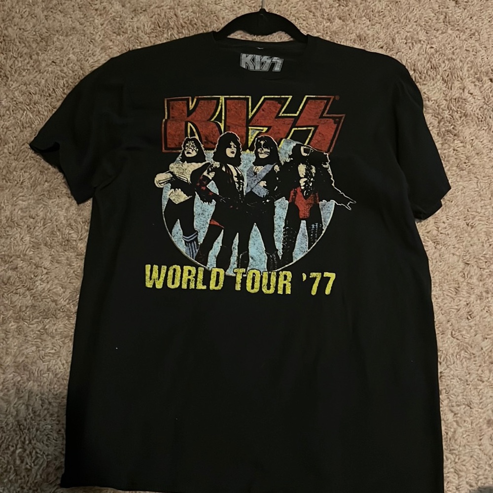 Kiss T shirt